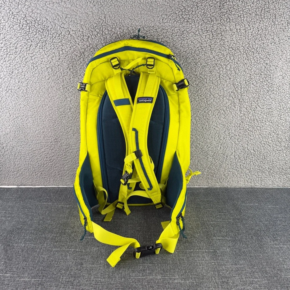 Patagonia SnowDrifter Pack 30L Men S Chartreuse Yellow 48197 Ski Snowboard Bag